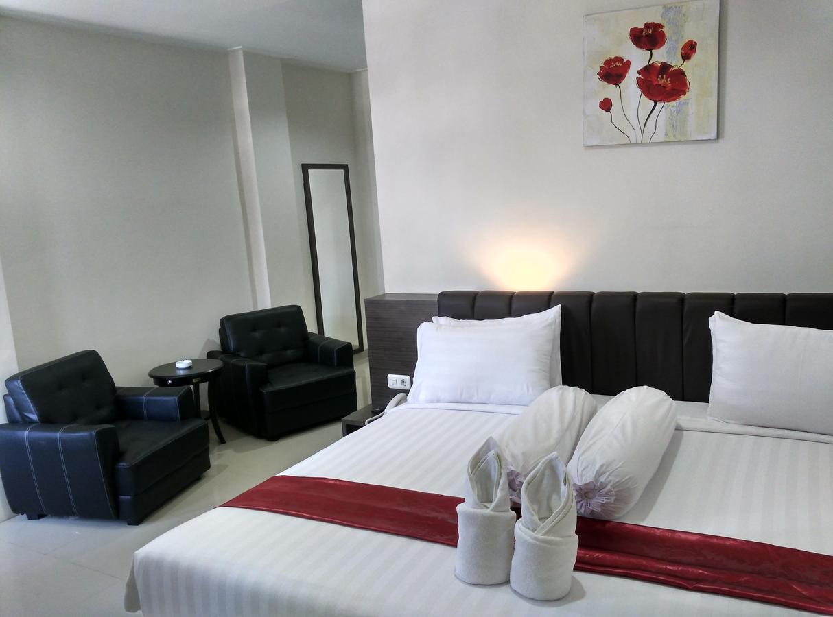 Grand Indobaru Hotel Selatpanjang Esterno foto
