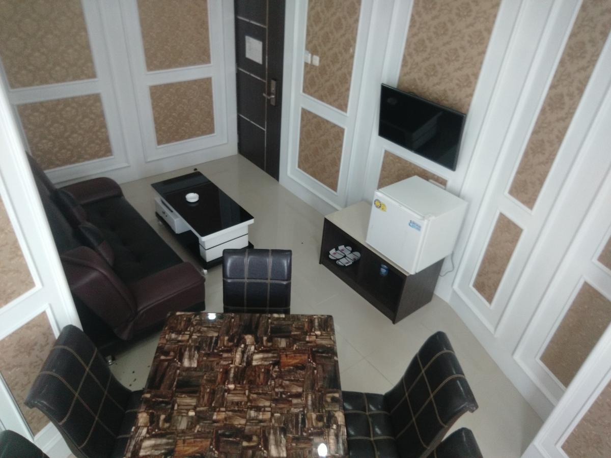Grand Indobaru Hotel Selatpanjang Esterno foto