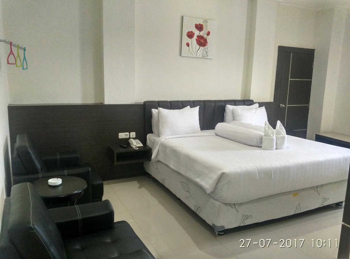 Grand Indobaru Hotel Selatpanjang Esterno foto