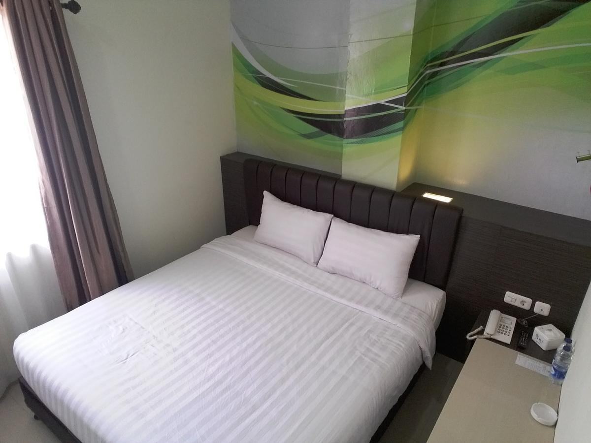 Grand Indobaru Hotel Selatpanjang Esterno foto